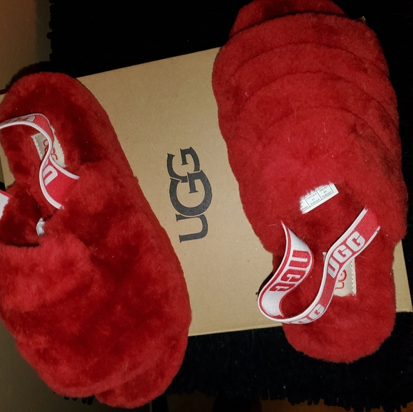 Authentic Ugg slippers ๐ NEW - Picture 8 of 9